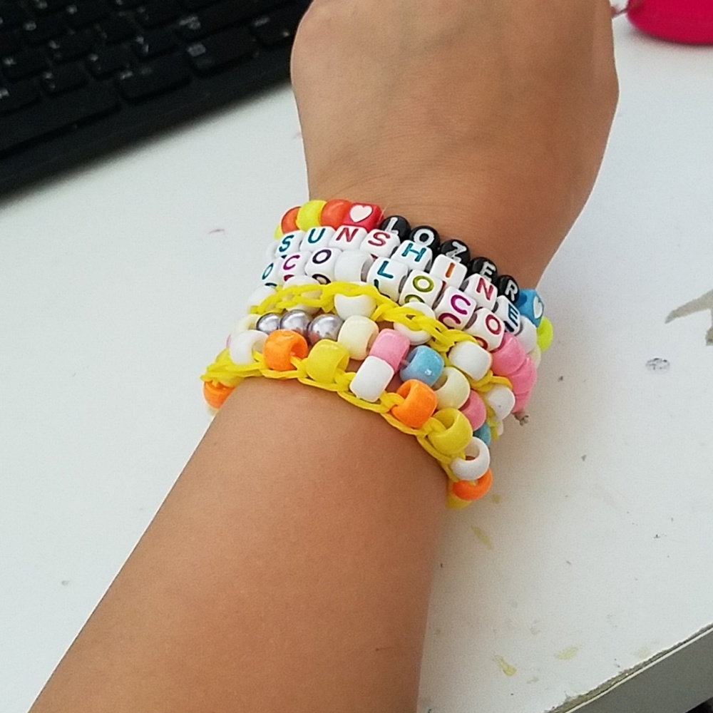 6 vsco bracelets!🍋 - Picture 2 of 3